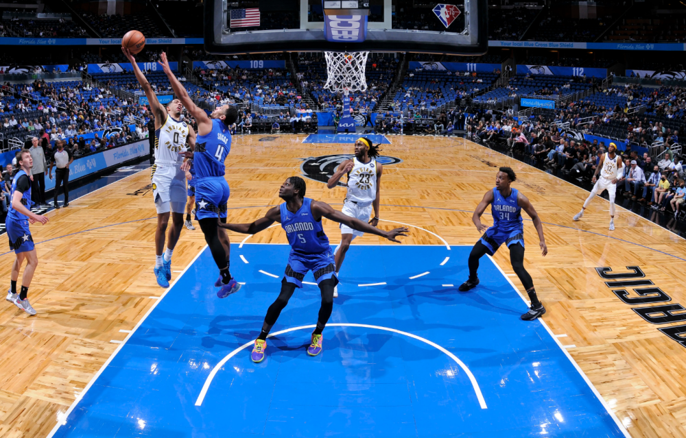 包含赛地聚焦：法国杯国际比赛日热度飙升，克里夫兰骑士篮板制胜，信心回归，轮换策略成焦点的词条